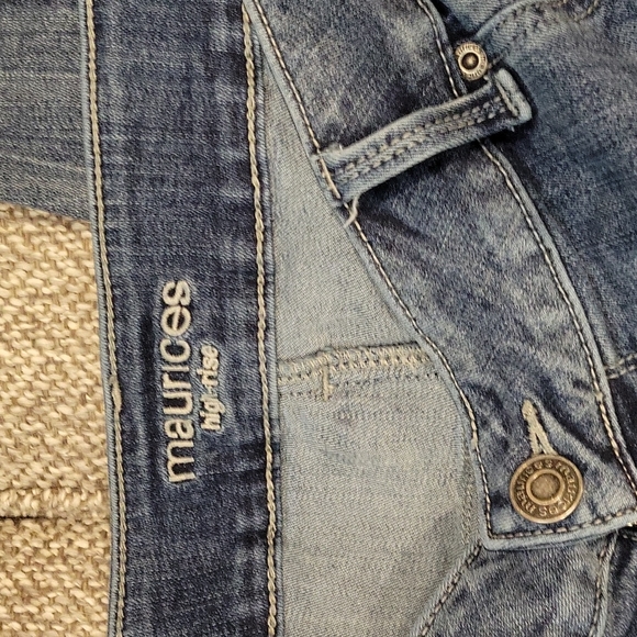 Maurices Jeans - Picture 2 of 5